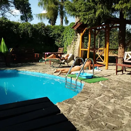 Gospodarstwo agroturystyczne Farma Zdrowia *